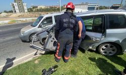 MALATYA - 3 aracın karıştığı kazada 4 kişi yaralandı
