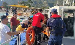 MUĞLA - Fethiye'de düşerek yaralanan İngiliz turist hastaneye kaldırıldı