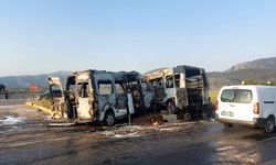 MUĞLA - İki minibüsün çarpıştığı kazada 4'ü ağır 14 kişi yaralandı (2)