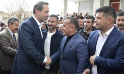 ŞIRNAK - Enerji ve Tabii Kaynaklar Bakanı Bayraktar, partililerle bayramlaştı