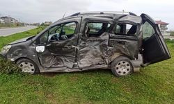 Samsun-Sinop karayolunda trafik kazası: 8 yaralı