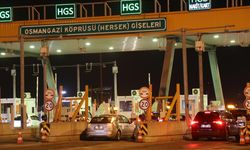 YALOVA - İstanbul-İzmir Otoyolu'nda tatilcilerin dönüş yoğunluğu devam ediyor
