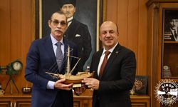 Başkan Gürbüz, Erdal Beşikçioğlu'nu ziyaret etti