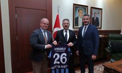 Anadolu Üniversitesi Spor Kulübü’nden Vali Aksoy’a ziyaret