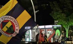 Burdur’da Fenerbahçeliler galibiyeti coşku ile kutladı