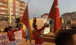 Erciş’te 19 Mayıs bayrak yürüyüşü yapıldı