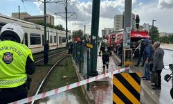 Gaziantep’te tramvayın üzerine yıldırım düştü