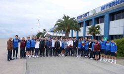 Trabzonspor’un şampiyon U19 Takımı Trabzon’a geldi
