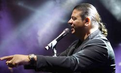 Ünlü şarkıcı Kubat, Kırıkkale’de sahne aldı: Binlerce vatandaş 19 Mayıs’ı böyle kutladı