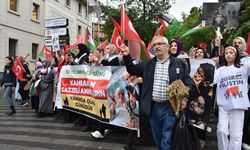 Bursa'da İsrail'in Filistin'e saldırıları protesto edildi