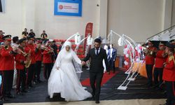 Diyanet İşleri Başkanı Erbaş, Kahramanmaraş'ta 100 çiftin toplu nikah törenine katıldı