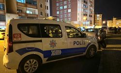 ERZURUM - Akrabalar arasında çıkan silahlı ve bıçaklı kavgada 4 kişi yaralandı