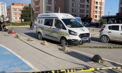 İSTANBUL - Başakşehir'de silahla vurulan 2 kişi yaralandı (2)