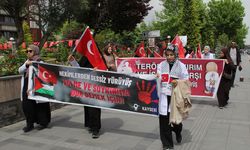 KAYSERİ - Sağlık çalışanları "sessiz yürüyüş" ile İsrail'i protesto etti