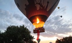NEVŞEHİR - Kapadokya'da balonlar Türk bayraklarıyla uçtu