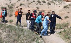 NEVŞEHİR - Kapadokya'da vadide düşerek ayağı kırılan Alman turist UMKE ekiplerince kurtarıldı