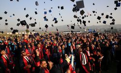 Şırnak Üniversitesi'nde mezuniyet töreni düzenlendi