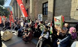 TRABZON - Filistin'e destek için yürüyüş ve oturma eylemi yapıldı
