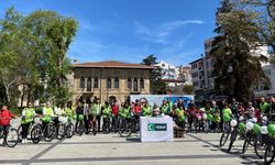 Sinoplu bisikletçiler sağlık için pedalladı
