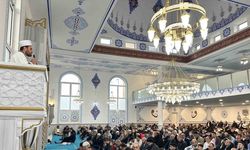 Almanya’da Müslümanlar bayram namazı kıldı