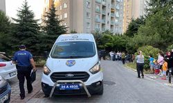 Arnavutköy’de lamba değiştirirken balkondan düşen komiser hayatını kaybetti