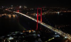 İSTANBUL - (DRON) 15 Temmuz Şehitler Köprüsü tekrar trafiğe açıldı