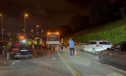 İSTANBUL - Üsküdar'da zincirleme trafik kazasında 3 kişi yaralandı