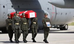 İZMİR - Şehit Hava Pilot Albay Uğur Yıldız son yolculuğuna uğurlandı