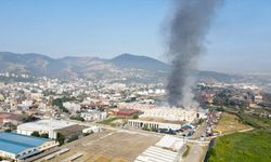 SAMSUN - Plastik fabrikasında yangın çıktı (1)