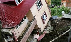 GÜNCELLEME - Giresun'da sağanak nedeniyle bir ev yan yattı, su baskınları oluştu