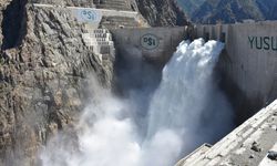 ARTVİN - Yusufeli Barajı'nda tam yükte dolusavak testleri yapıldı