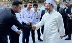 KOCAELİ - Diyanet İşleri Başkanı Erbaş, hafızlık icazet törenine katıldı
