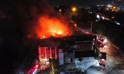 SAKARYA - Fabrikada çıkan yangına müdahale ediliyor (2)