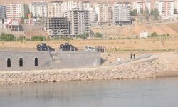 ŞIRNAK - Dicle Nehri'nde akıntıya kapılan 2 kişi kurtarıldı