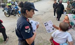 Düzce'de mevsimlik tarım işçileri KADES uygulamasıyla ilgili bilgilendirildi