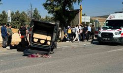 Gaziantep’te 2 hafif ticari araç çarpıştı: 5 yaralı