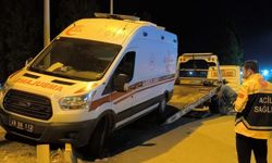 Muş’ta ambulans kaza yaptı: 2 yaralı