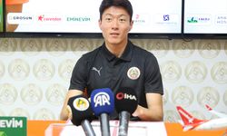 ANTALYA - Alanyaspor yeni transferi Ui-jo Hwang için imza töreni düzenledi