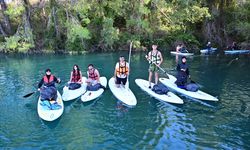 ANTALYA - Gençler kürek sörfüyle baraj gölünü temizledi