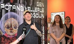 ANTALYA - Mercan Dede'nin "Sen Potansiyellerle Doğdun" sergisi Antalya'da sanatseverlerle buluştu