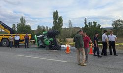 ÇORUM - Devrilen traktörün sürücüsü öldü, 1 kişi yaralandı