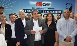 İZMİR - CHP Kemalpaşa İlçe Başkanı Ahmet Yılmaz'ın aracı kurşunlandı