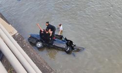 KARABÜK - Çaya düşen otomobildeki sürücü öldü, karısı yaralandı