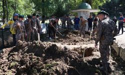 SAMSUN - 35 yıl önce şehit olan polisin kabri ailesinin talebi üzerine taşındı