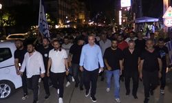 ADANA - Adana Demirsporlu taraftarlardan kulüp başkanı Murat Sancak ve yönetime tepki