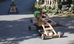 Rize'de tahta arabalar "Laz Ralli"de yarıştı