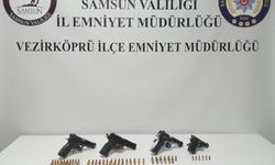 Vezirköprü'de silah kaçaklığı operasyonunda 4 zanlı yakalandı