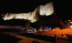 Bitlis Kalesi’nde ışıklandırma çalışması