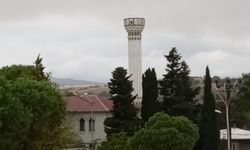 Çanakkale’de yıldırım düştü, cami minaresi yıkıldı