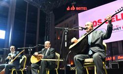 Esenyurt Kardeş Kültürler Festivali’nde aşıklar sahne aldı